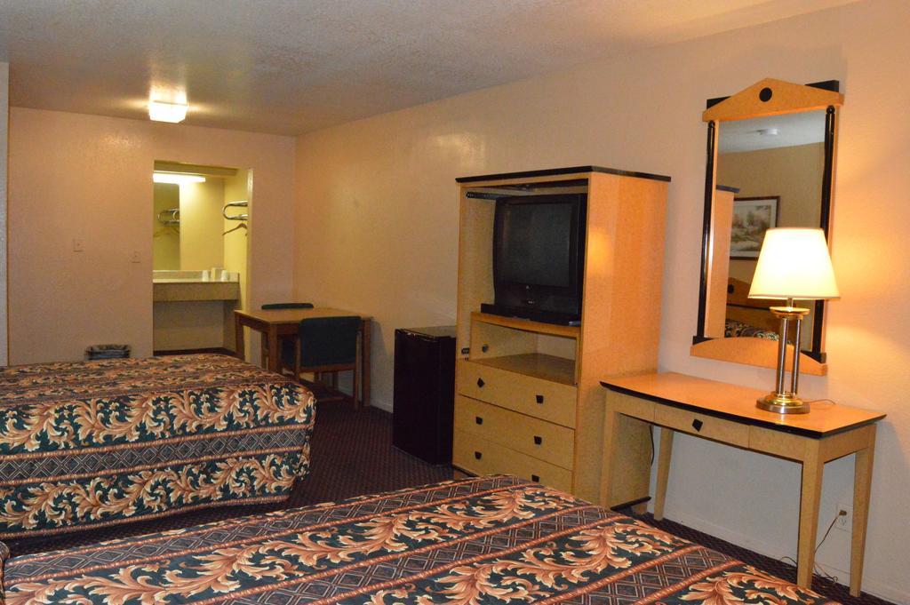 Delux Inn Tulsa Quarto foto
